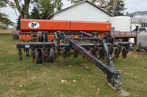 Property photo 43 - FARM MACHINERY AUCTION IN ALLEN COUNTY